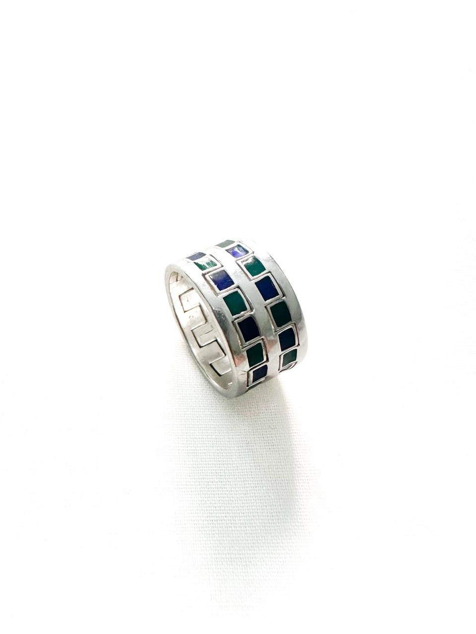 Border Rings