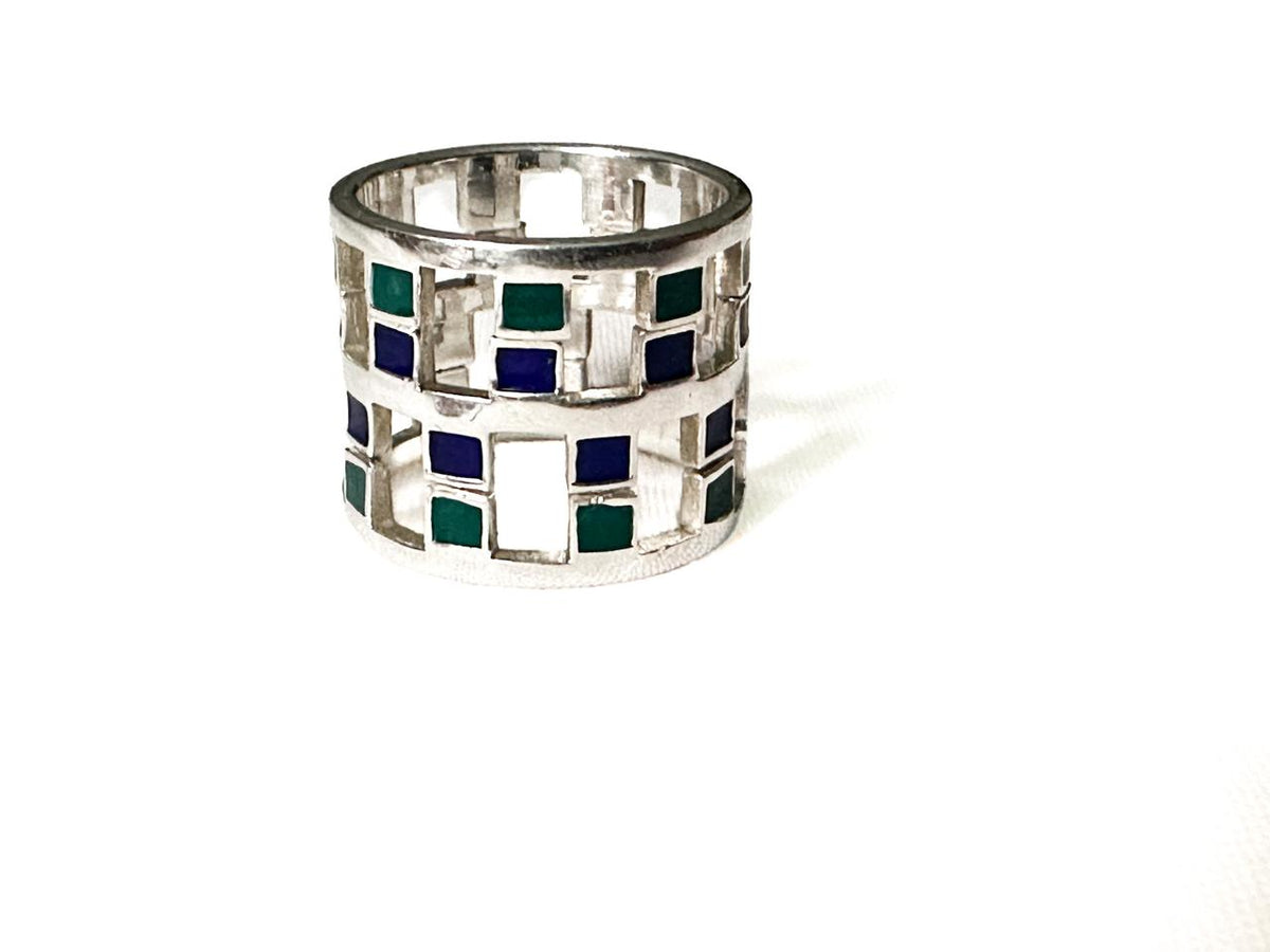 Border Rings