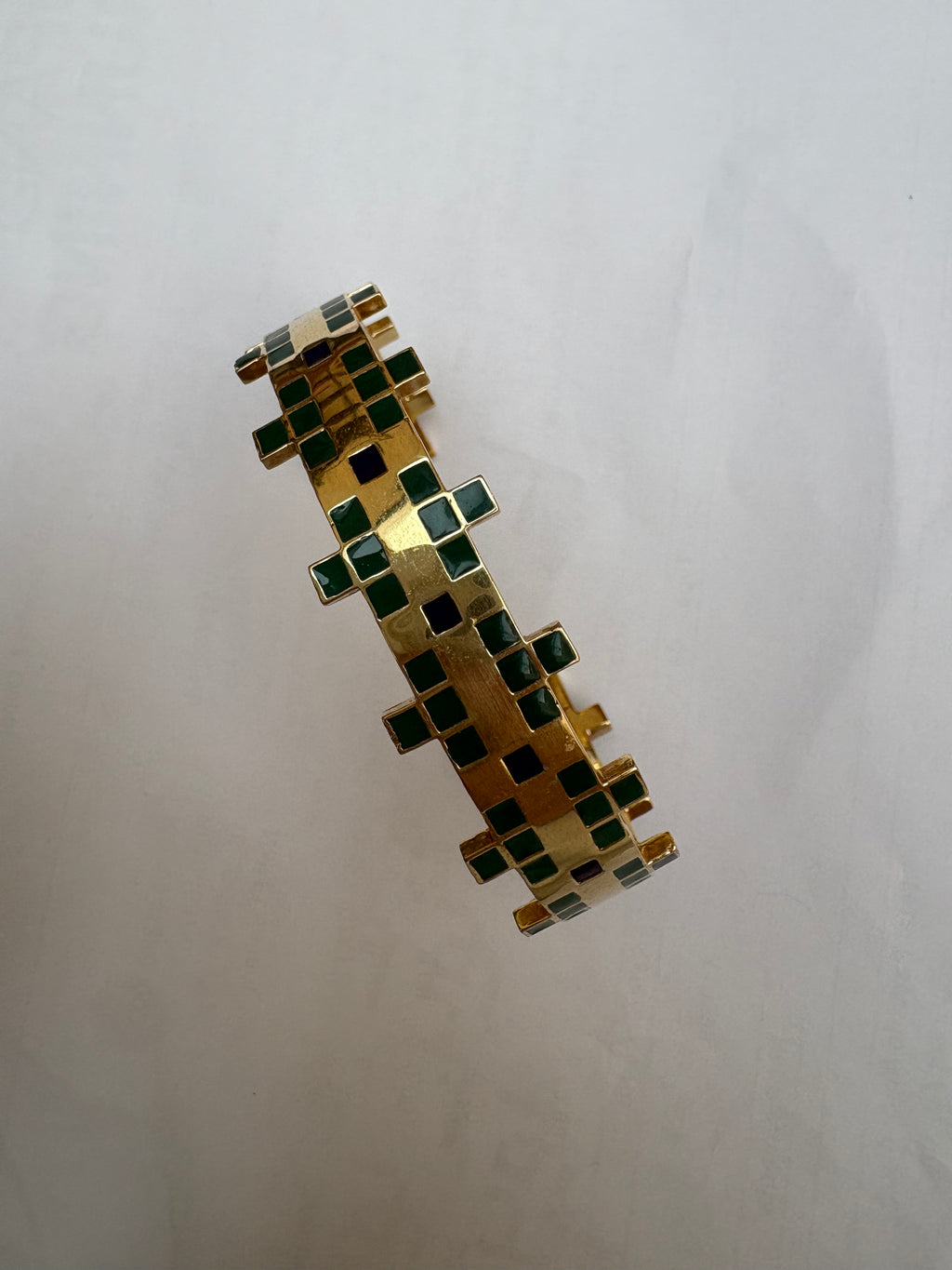 Tuffah Cuff